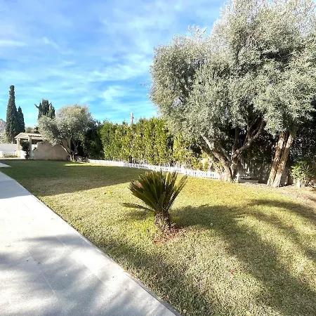 Villa De Lujo Al Lado Del Mar, Piscina, Garaje Wifi, Aacc