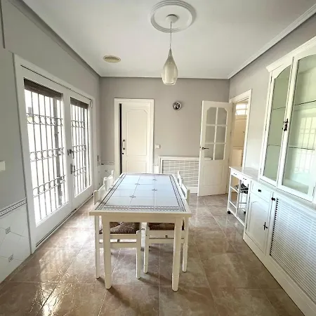 De Lujo Al Lado Del Mar, Piscina, Garaje Wifi, Aacc Villa *