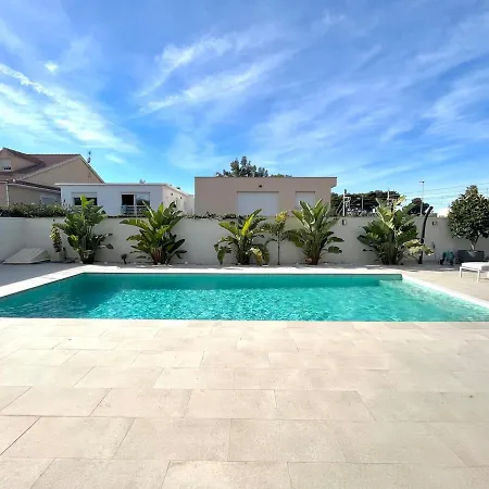 De Lujo Al Lado Del Mar, Piscina, Garaje Wifi, Aacc
